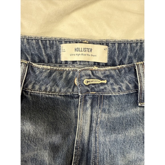 Hollister Shorts Womens 31W Blue Ultra High-Rise 90s Distressed Raw Hem Denim - Picture 3 of 7